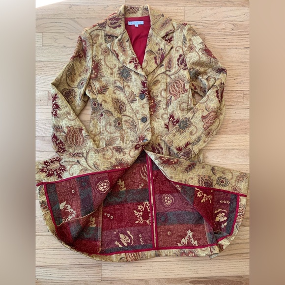 Cabi Floral Embroidered Gold and Red Coat - Picture 3 of 4